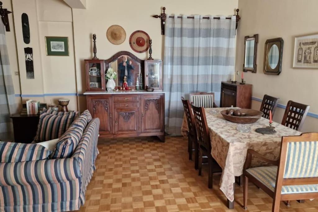 Classic Apartment In Kalamata Exterior foto